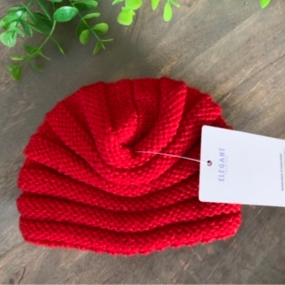 Santa Baby Girl’s Hat - Picture 5 of 6